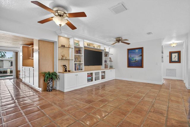 900 SE 3rd Terrace, Pompano Beach, FL 33060