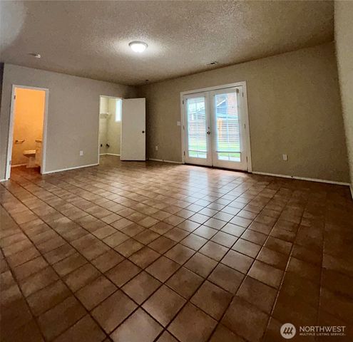 13225 SE 337th Street, Auburn, WA 98092