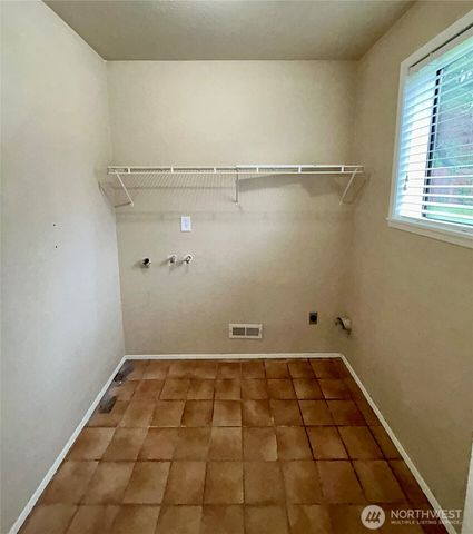 13225 SE 337th Street, Auburn, WA 98092