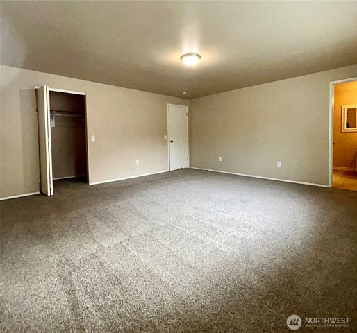 13225 SE 337th Street, Auburn, WA 98092