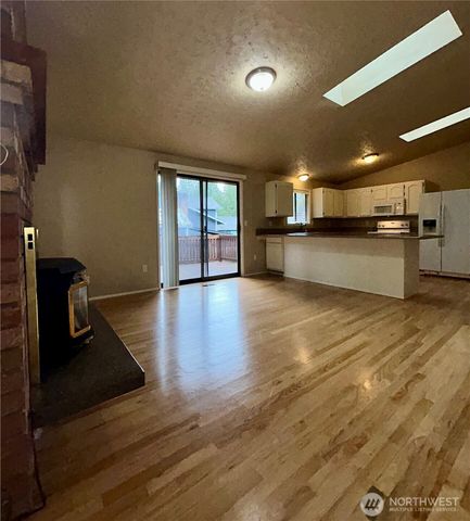 13225 SE 337th Street, Auburn, WA 98092