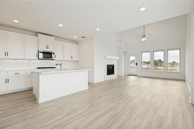 3800 Summerfield Drive, Crandall, TX 75114