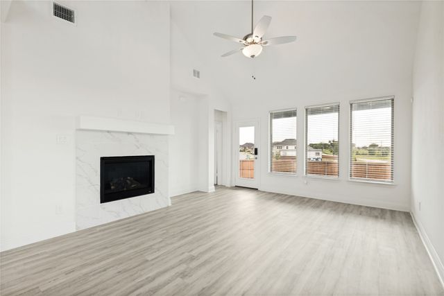 3800 Summerfield Drive, Crandall, TX 75114