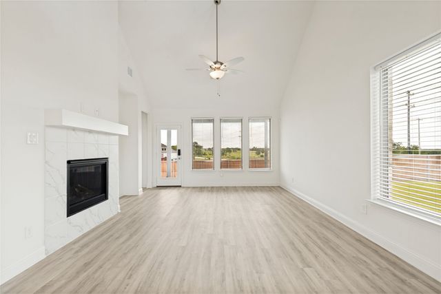 3800 Summerfield Drive, Crandall, TX 75114