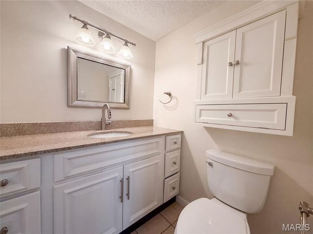 1154 Rue La Chelle Walk 1154, St Louis, MO 63141