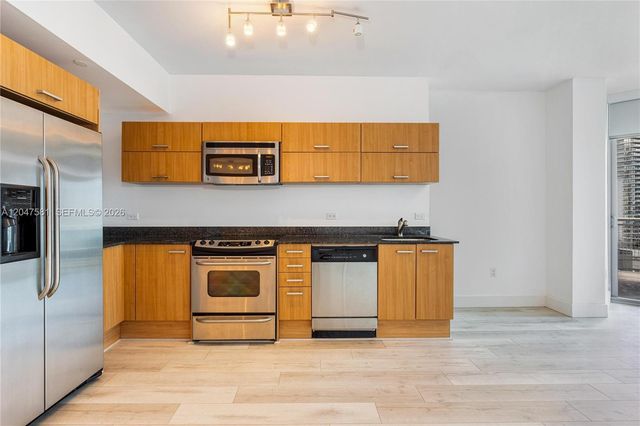 350 S Miami Avenue 2108, Miami, FL 33130