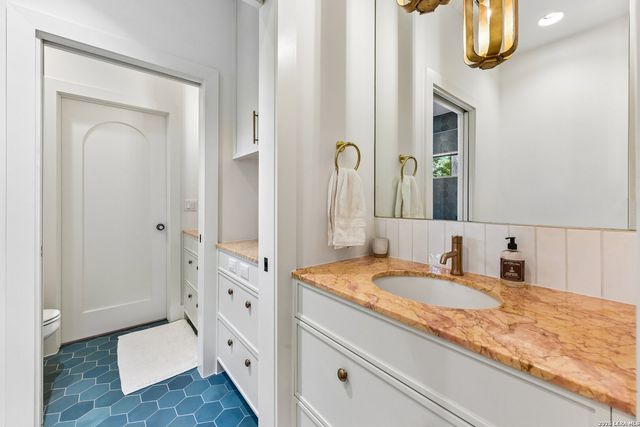 1915 BRACKENRIDGE ST, Austin, TX 78704