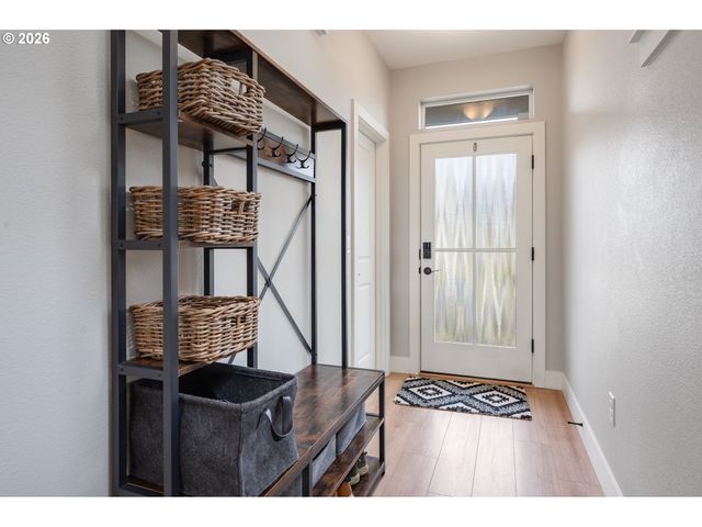 12501 Ne 102ND Way, Vancouver, WA 98682