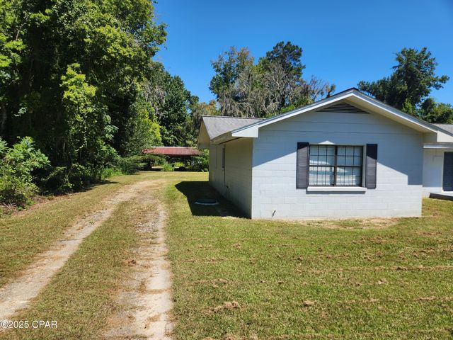 13352 NW County Road 12, Bristol, FL 32321