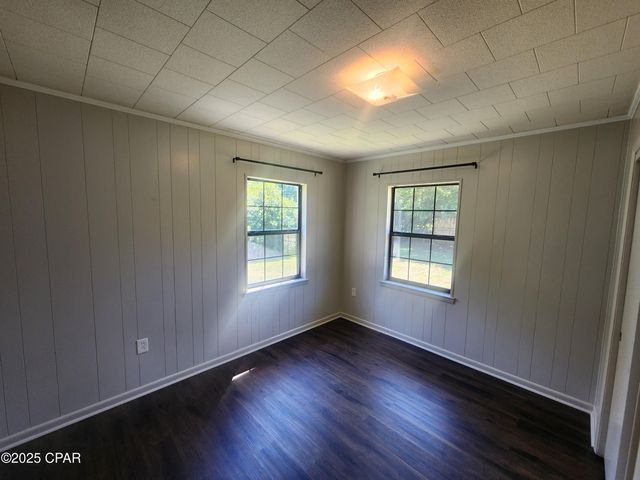 13352 NW County Road 12, Bristol, FL 32321