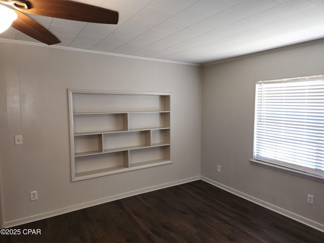 13352 NW County Road 12, Bristol, FL 32321