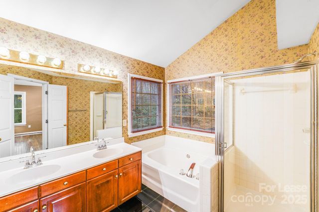 4405 Candalon Way, Matthews, NC 28105