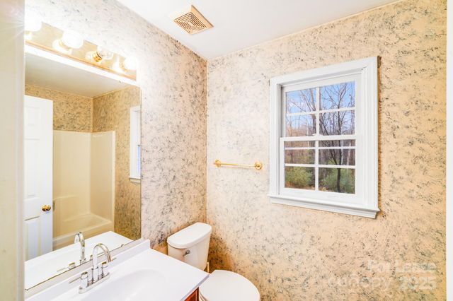 4405 Candalon Way, Matthews, NC 28105