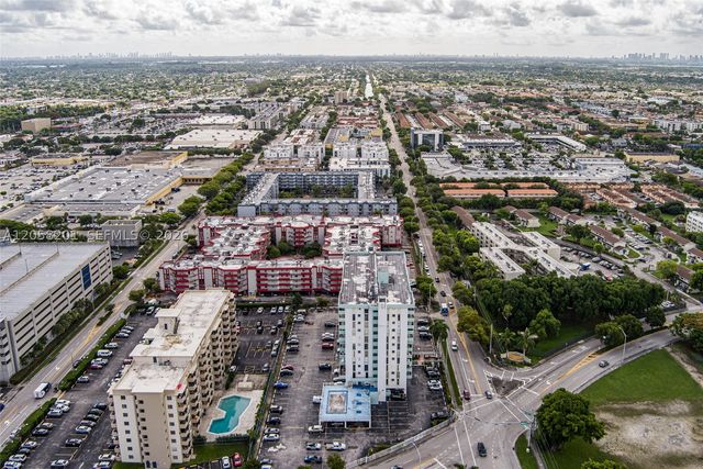1825 W 44th Pl 509, Hialeah, FL 33012