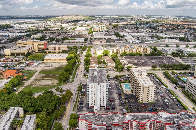 1825 W 44th Pl 509, Hialeah, FL 33012