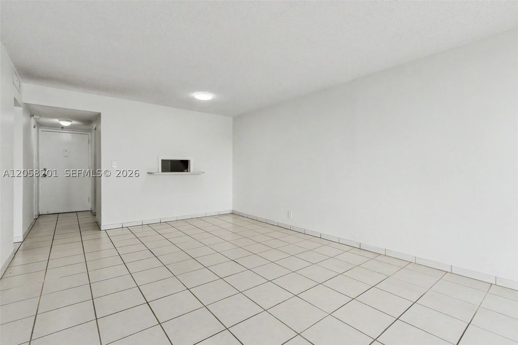 Image 29 of property listing at 1825 W 44th Pl 509, Hialeah, FL 33012