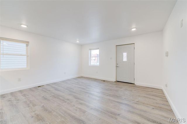 7610 Vermont Avenue, St Louis, MO 63111