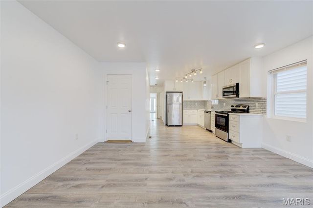 7610 Vermont Avenue, St Louis, MO 63111