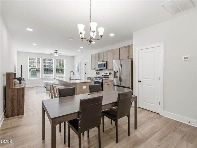 830 Pryor Street, Mebane, NC 27302