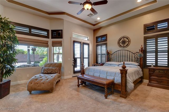 8465 Picket Ridge Court, Las Vegas, NV 89143