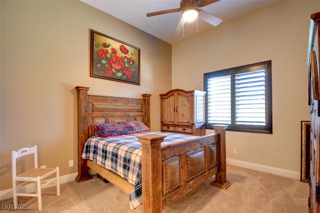 8465 Picket Ridge Court, Las Vegas, NV 89143