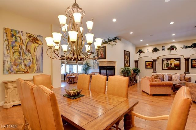 8465 Picket Ridge Court, Las Vegas, NV 89143