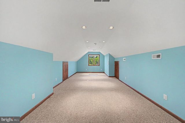 9 SEAGARDEN DR, Linwood, NJ 08221
