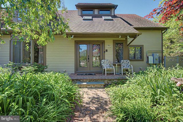 9 SEAGARDEN DR, Linwood, NJ 08221