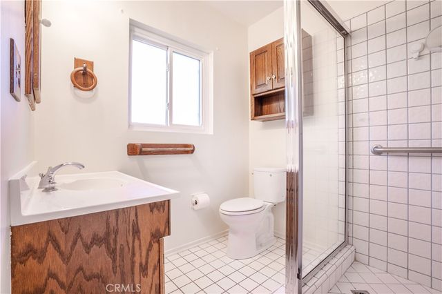 11018 Woodley, Granada Hills, CA 91344