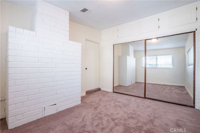 11018 Woodley, Granada Hills, CA 91344