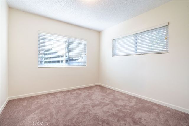 11018 Woodley, Granada Hills, CA 91344