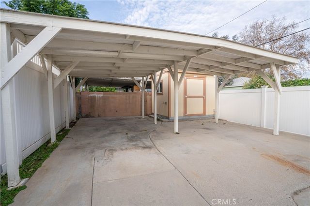 11018 Woodley, Granada Hills, CA 91344