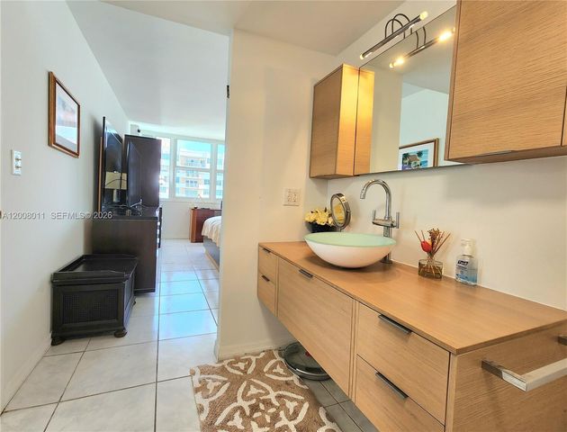2030 S Ocean Drive 2026, Hallandale Beach, FL 33009