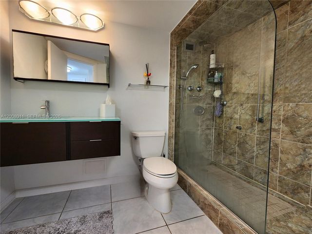 2030 S Ocean Drive 2026, Hallandale Beach, FL 33009