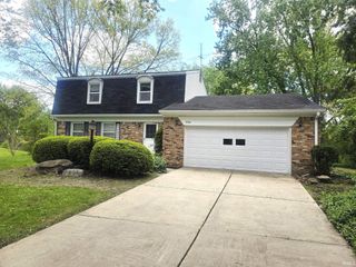 5900 Dartmouth Court, Kokomo, IN 46902