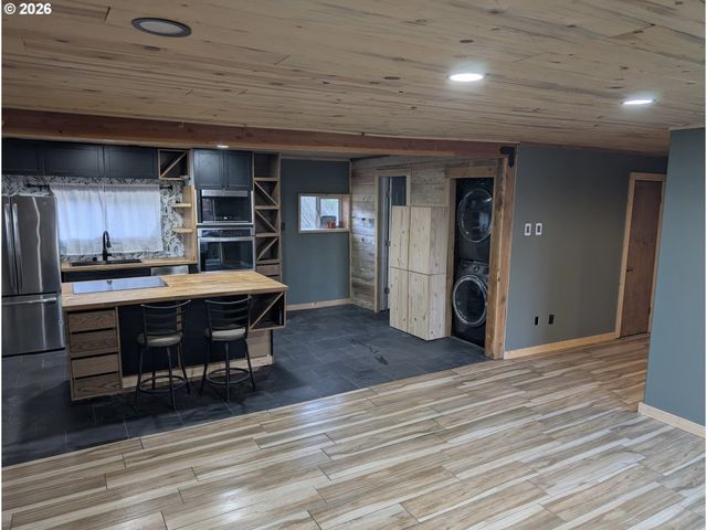 44786 MISSION Rd, Pendleton, OR 97801