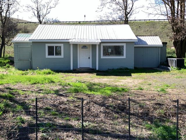 44786 MISSION Rd, Pendleton, OR 97801