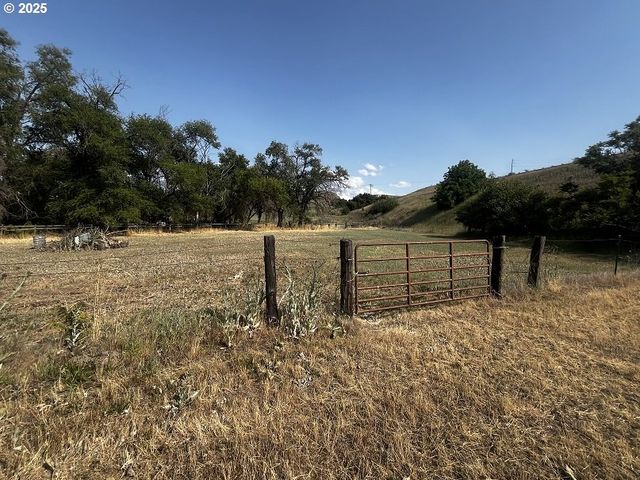 44786 MISSION Rd, Pendleton, OR 97801
