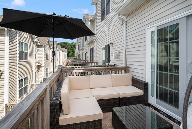 601 Hunting Hill Drive, Cumberland, RI 02864