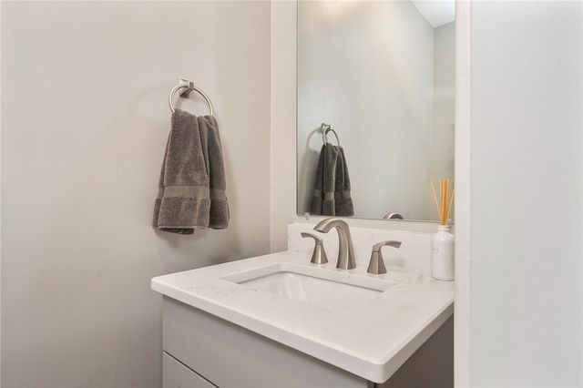 601 Hunting Hill Drive, Cumberland, RI 02864