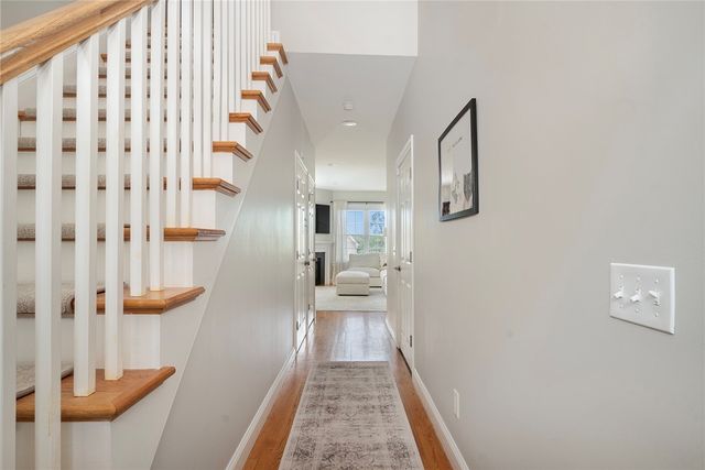 601 Hunting Hill Drive, Cumberland, RI 02864
