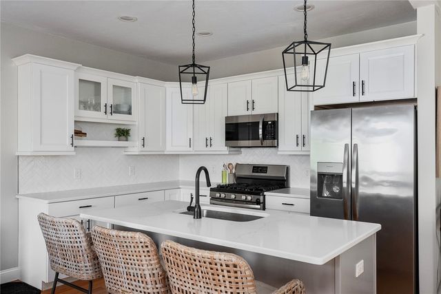 601 Hunting Hill Drive, Cumberland, RI 02864