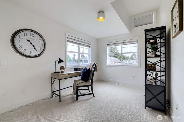 721 N 79th Street, Seattle, WA 98103