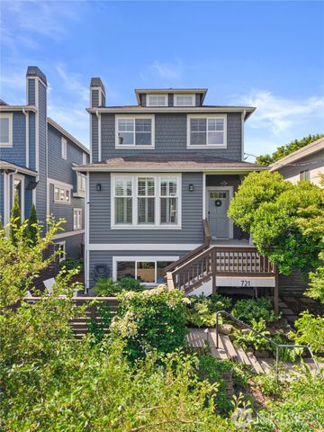 721 N 79th Street, Seattle, WA 98103