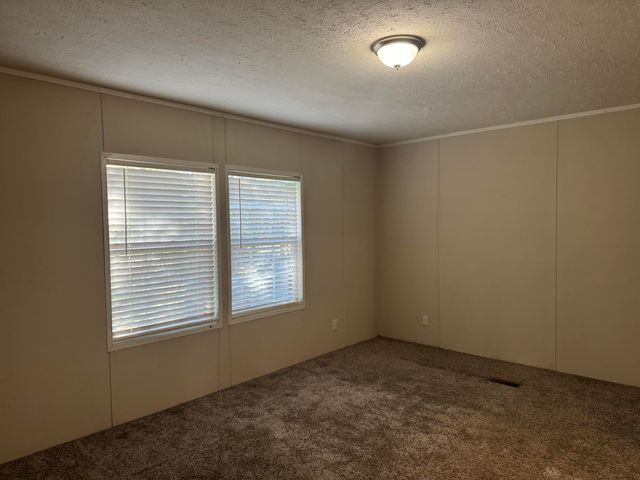 201 Creek Road, Reevesville, SC 29471