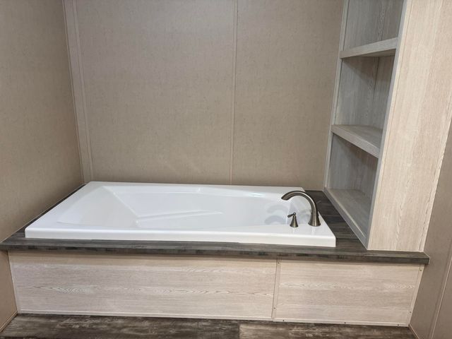 201 Creek Road, Reevesville, SC 29471