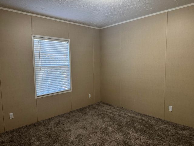 201 Creek Road, Reevesville, SC 29471