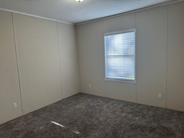 201 Creek Road, Reevesville, SC 29471