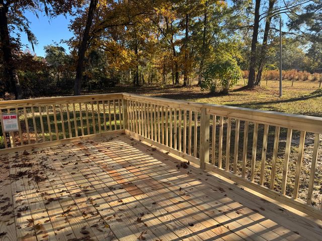 201 Creek Road, Reevesville, SC 29471