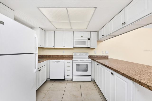 179 BOUNDARY BOULEVARD 3, Rotonda West, FL 33947